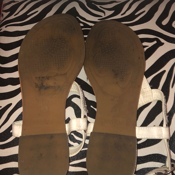 Sandals - Picture 2 of 3